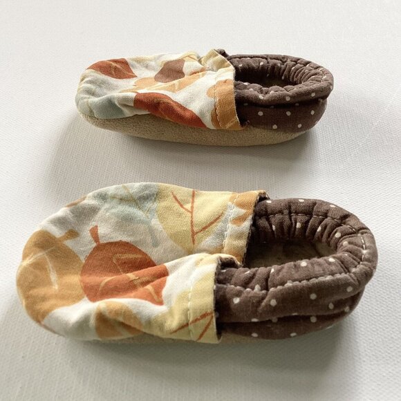 Bison Booties Leaf Shoes - Picture 3 of 9